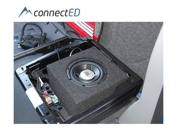 ConnectED Bilspesifikk basskasse 8" VW ID.Buzz (2022-->) / VW T5 (2004-2015)