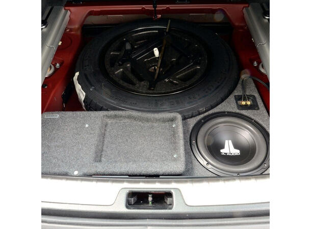 ConnectED Bilspesifikk basskasse 10" BMW X5/X6 (E70/E71/E72) (2007 - 2014)
