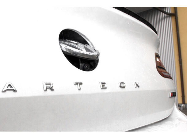 Kufatec OEM VW-Emblem m/integrert kamera VW Arteon (2017 -->)