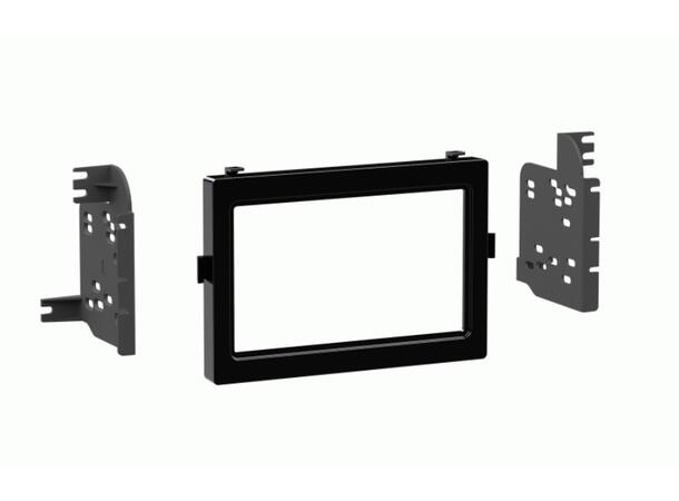 InCarTec monteringskit 2-DIN Outlander (2013 - 2021) Pianosort