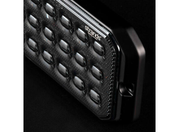 Strands Dark Knight Duo varsellys 18 LED 39 watt