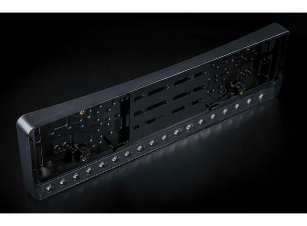 Strands integrert LED-lys i skiltholder! Verdensnyhet! Nuuk E-line 7800 lumen
