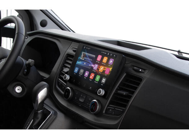 ESX i40 Smart Naviceiver m/9“ skjerm Ford Transit 310/350 7th Generation